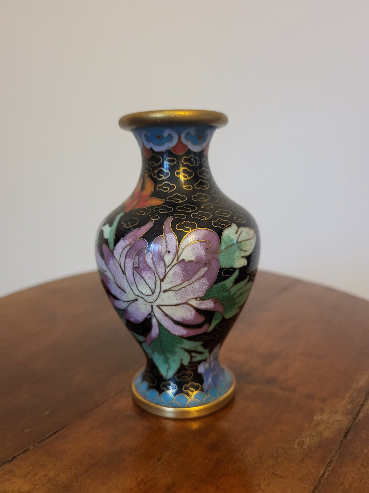 Vase asiatique cloisonné motif fleur petite taille