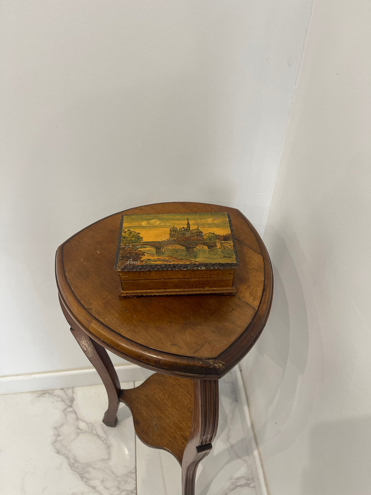 Coffret en bois ancien Paris
