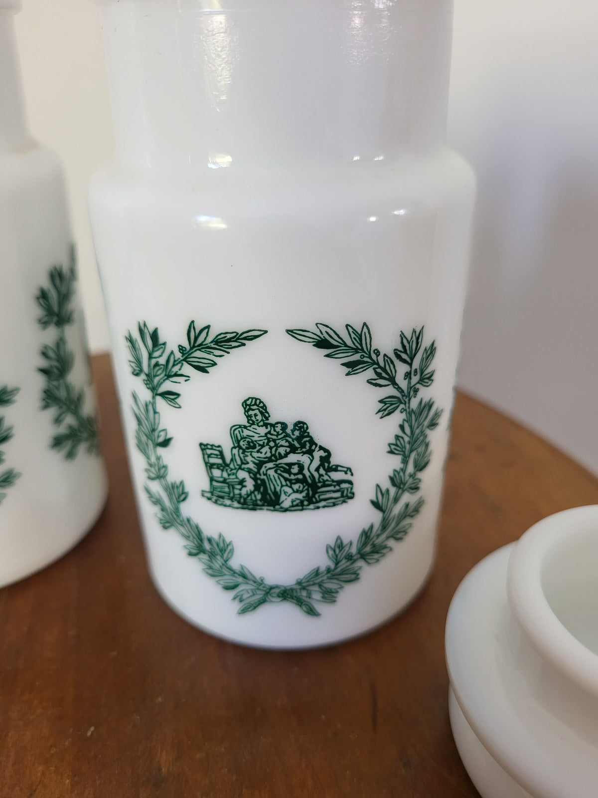Flacons apothicaire opaline pot avec couvercle vintage