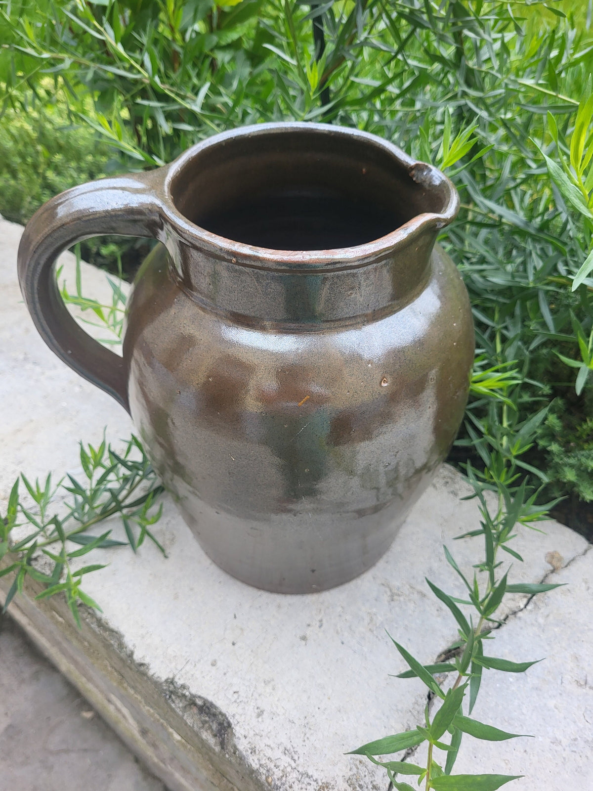 Pichet grès vintage vernissé marron