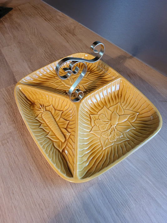 Plateau vintage céramique jaune poignée dorée