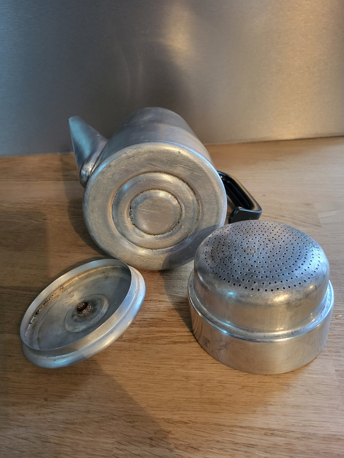 Cafetière vintage en aluminium