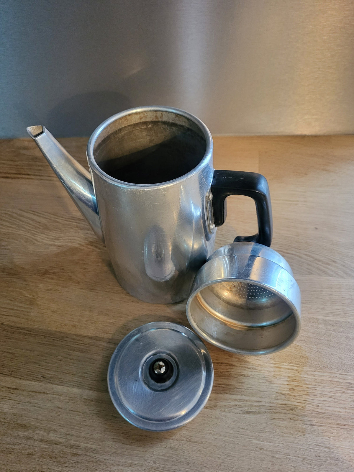 Cafetière vintage en aluminium