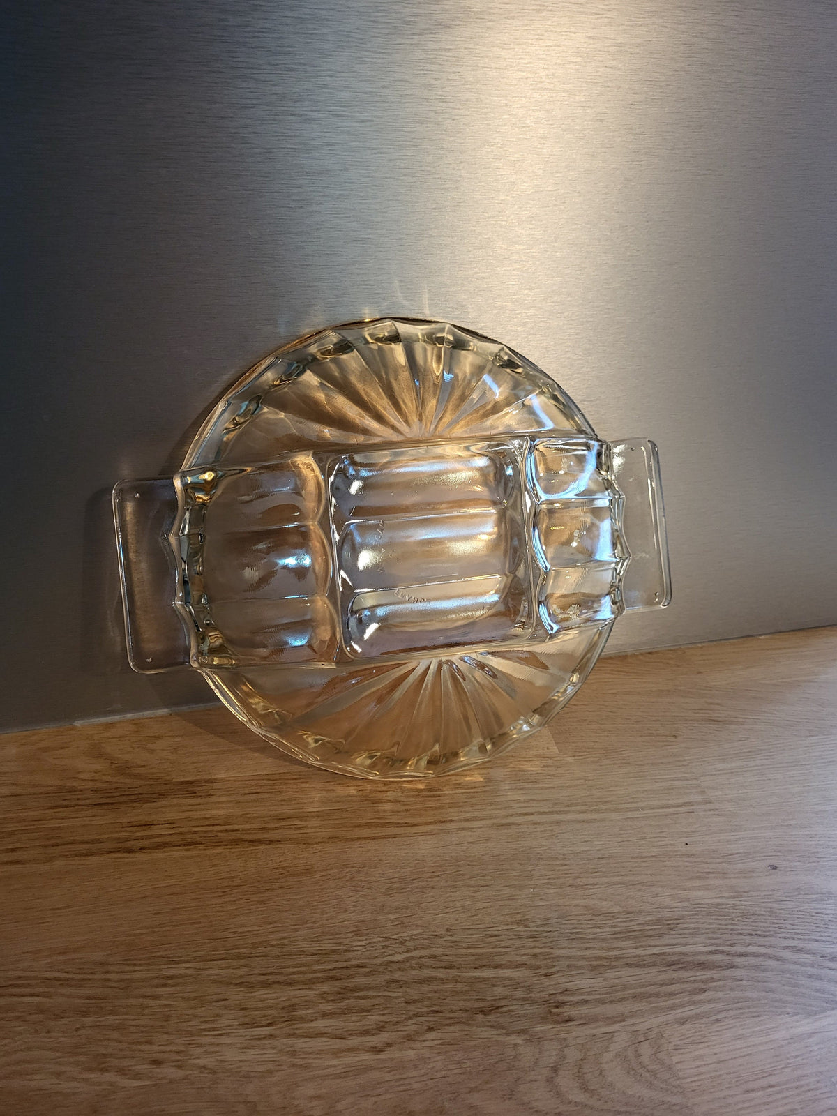 Plat en verre irisé