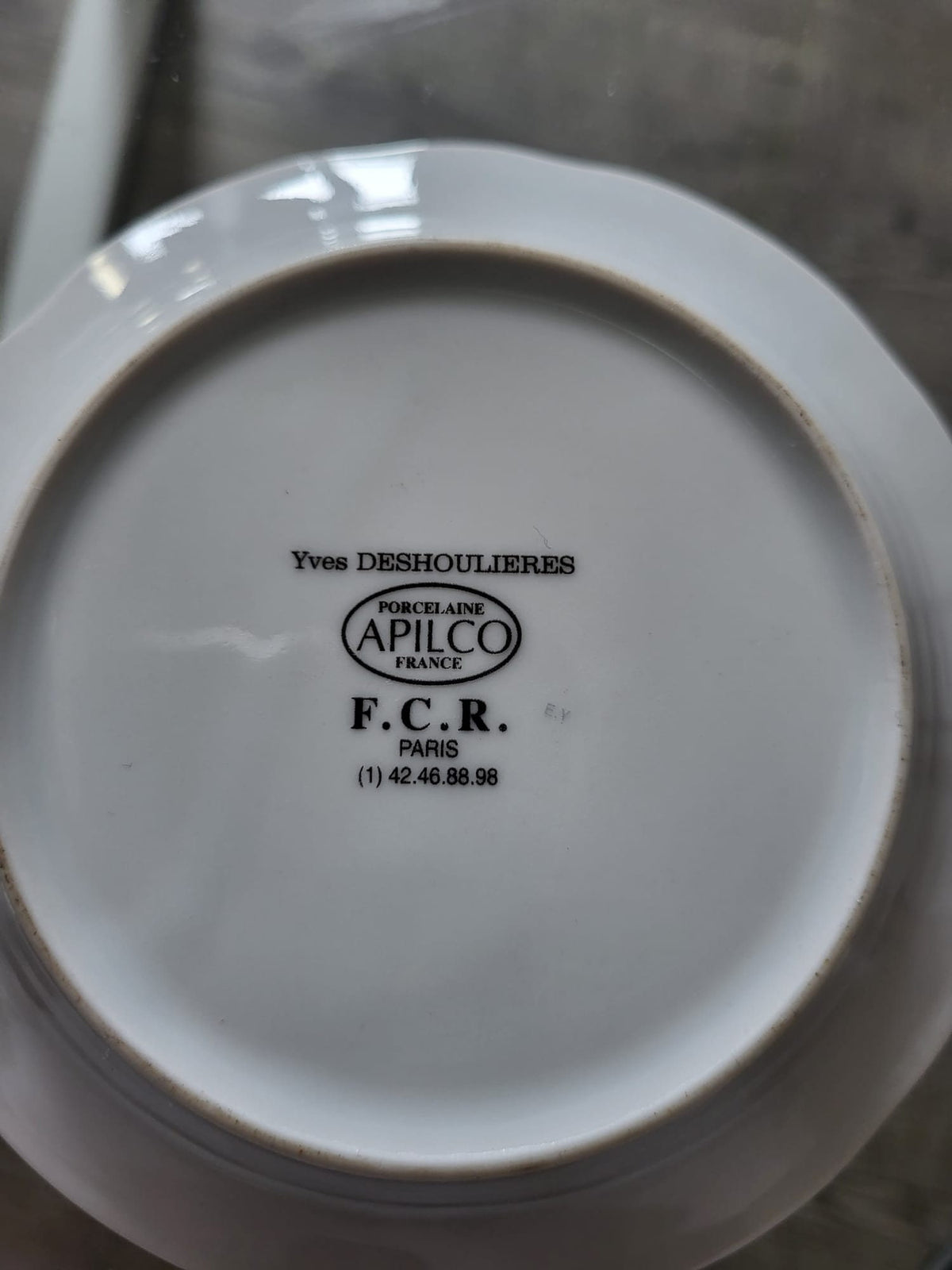Cendrier en porcelaine publicitaire