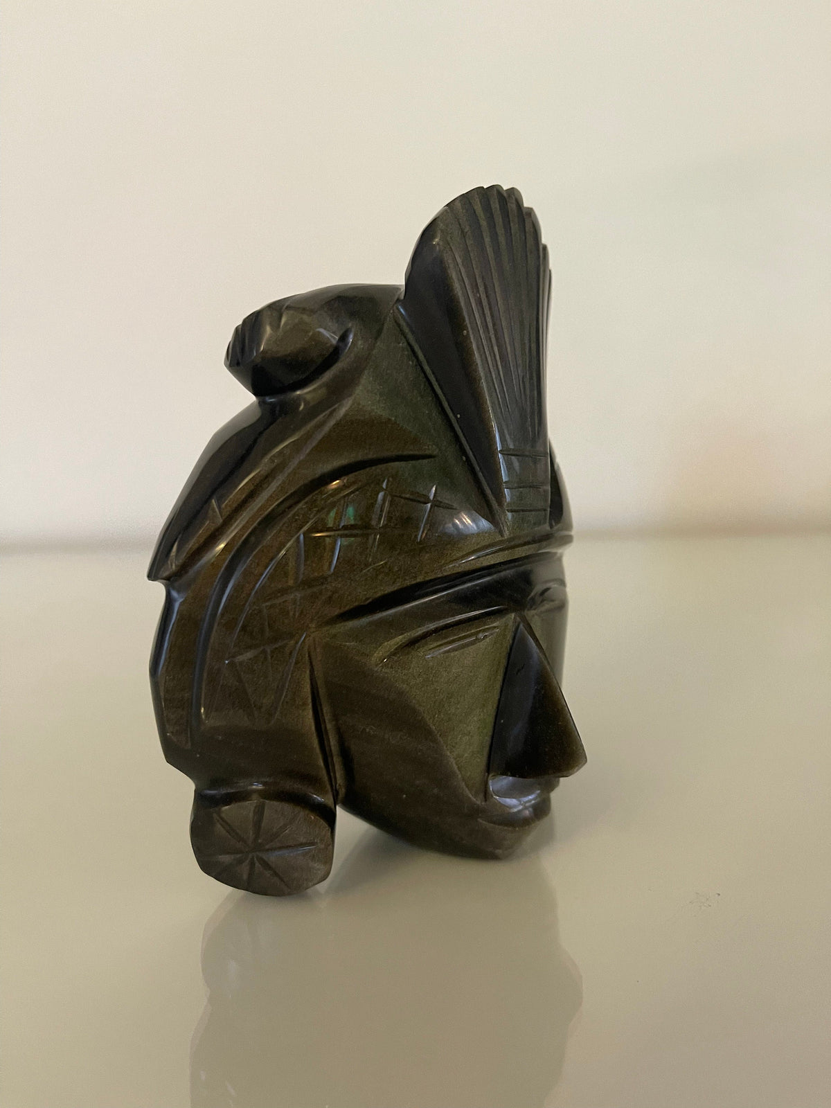 Statue aztèque obsidienne