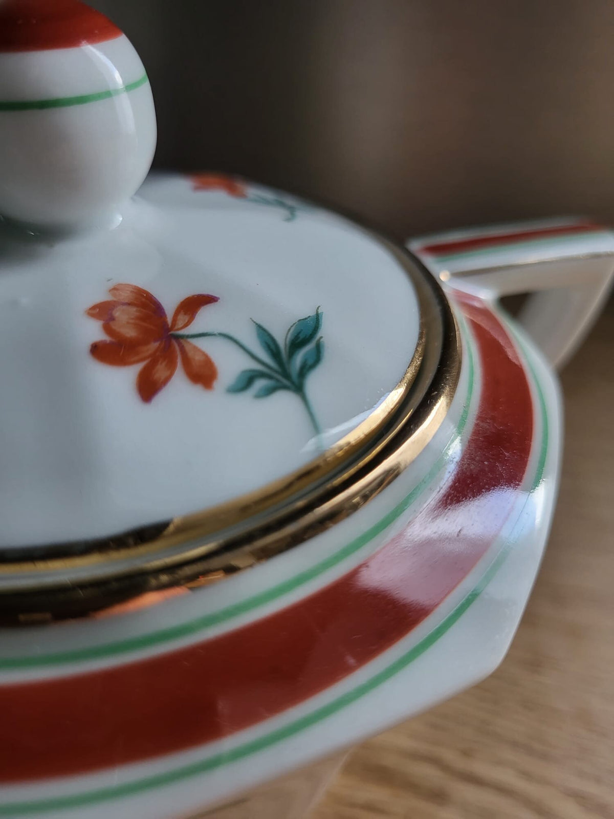 Sucrier en porcelaine