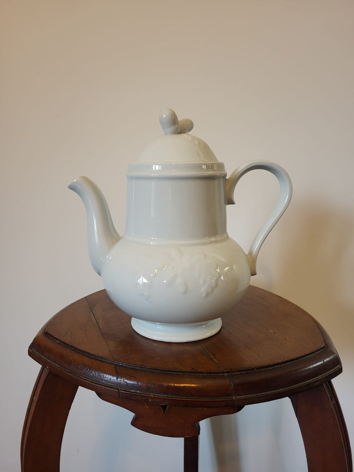Théière céramique blanche vintage
