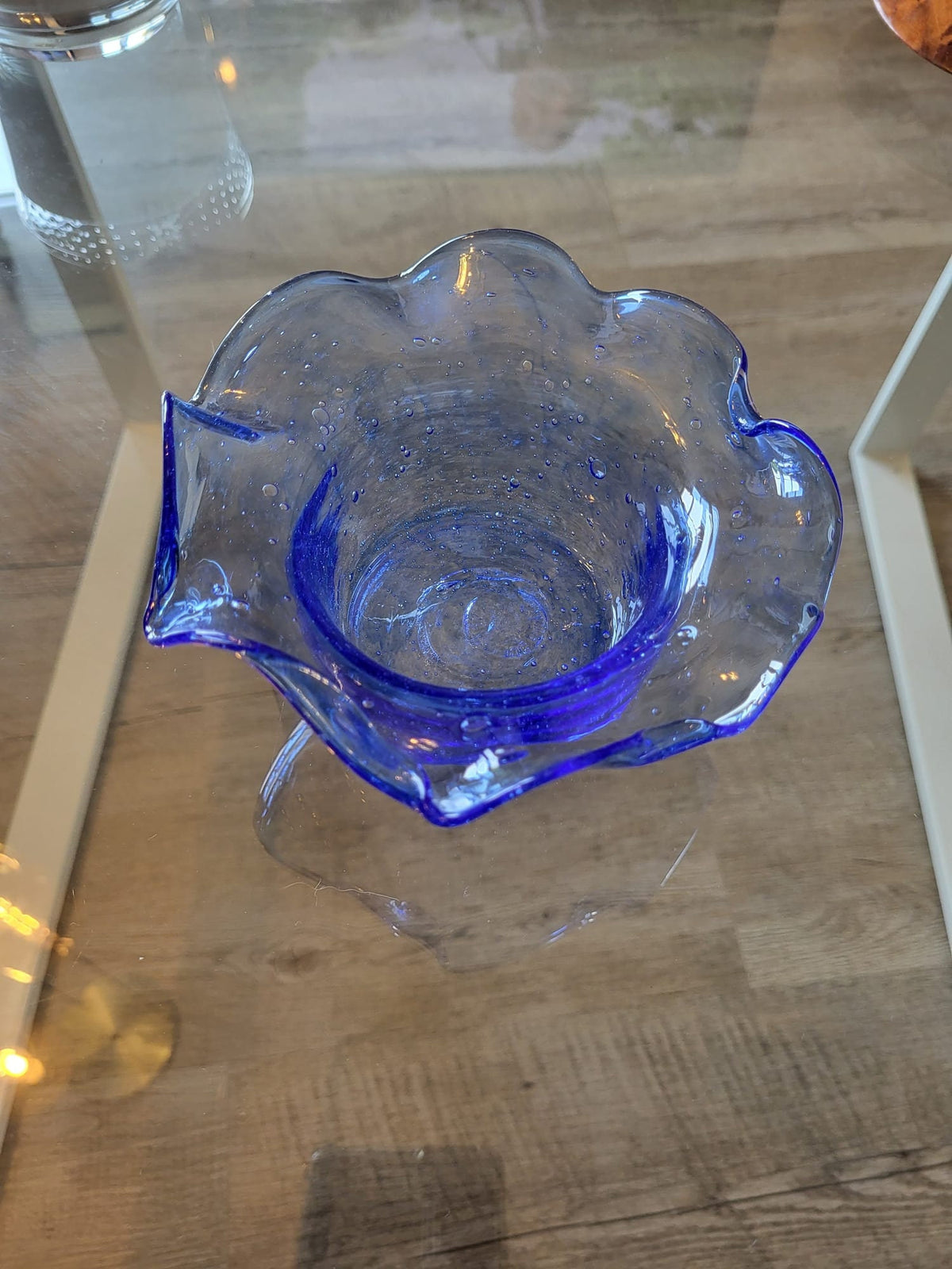 Coupelle bleu vide poche en verre soufflé