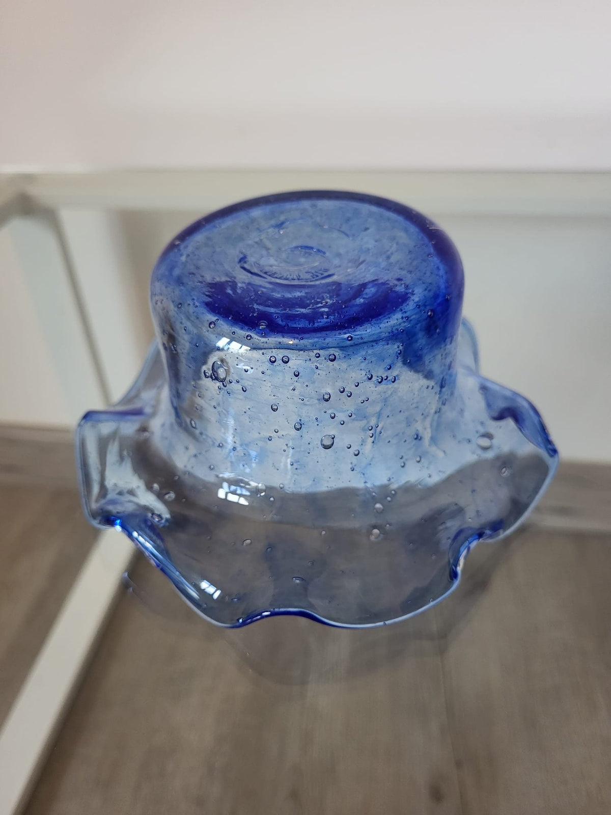 Coupelle bleu vide poche en verre soufflé