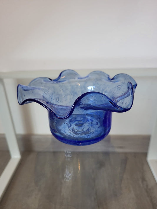 Coupelle bleu vide poche en verre soufflé