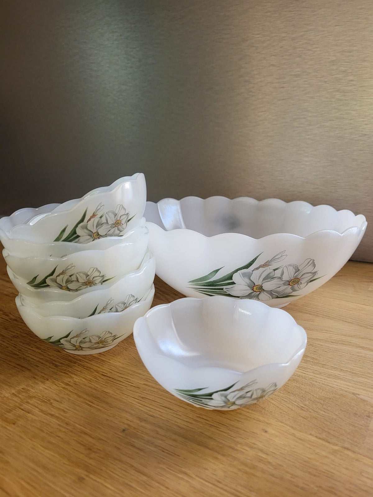 Saladier opaline fleur arcopal vintage