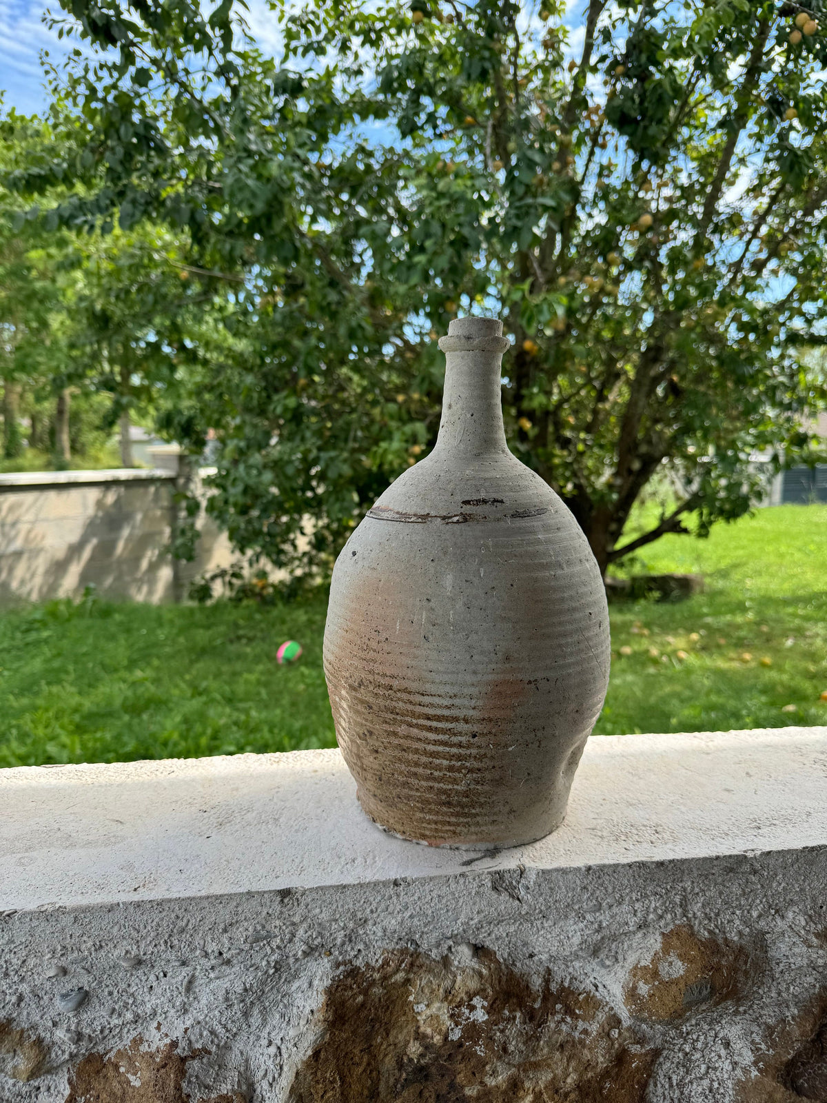 Bouteille grès vintage