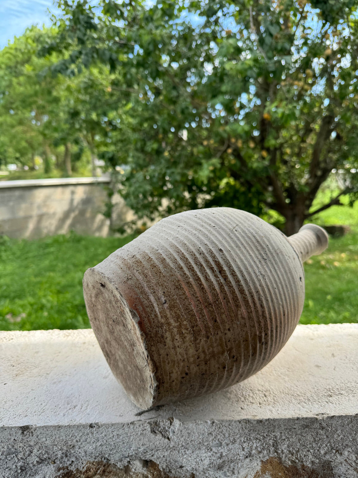 Bouteille grès vintage