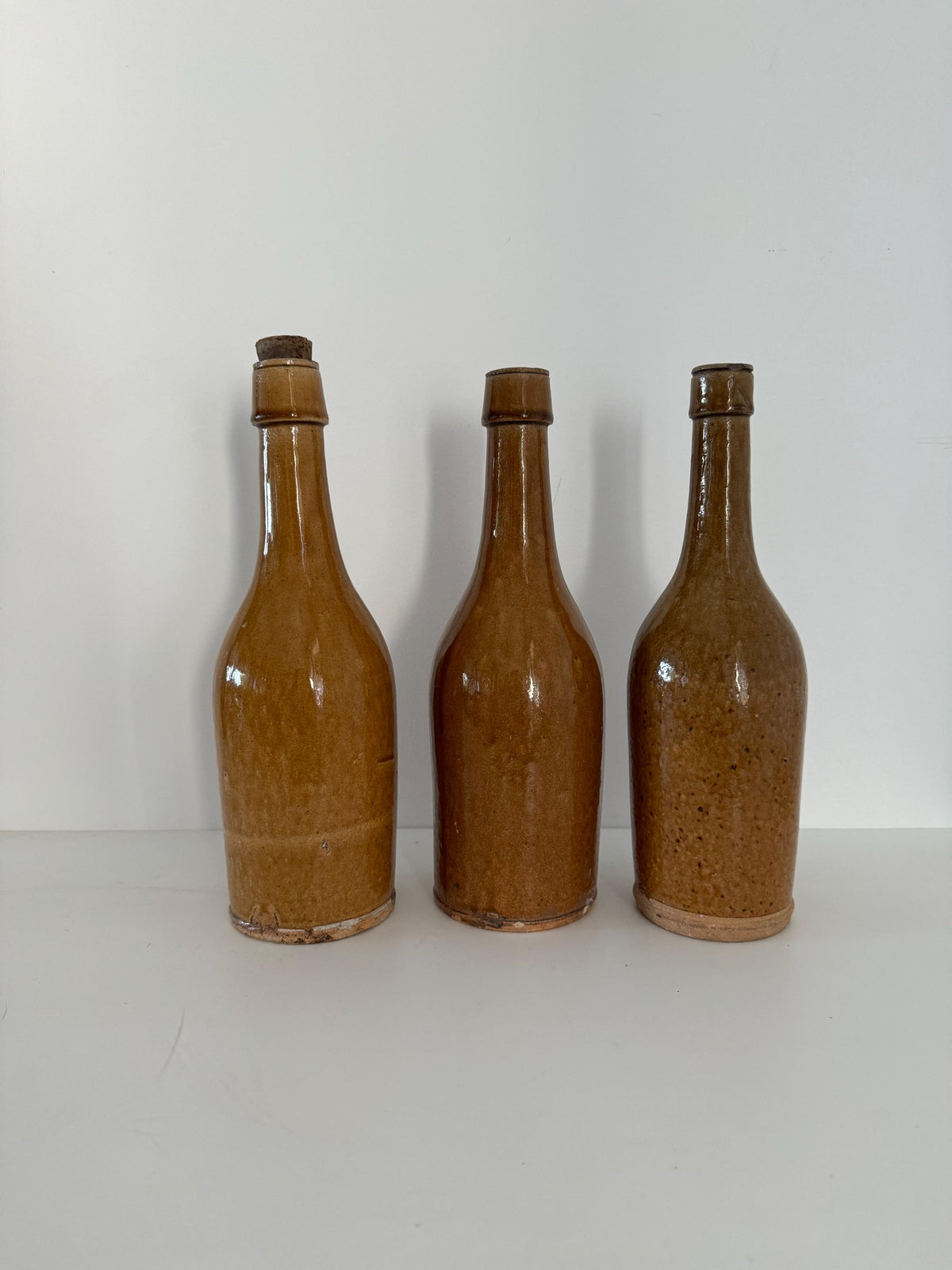 Bouteilles anciennes grès bouteilles France cidre vin