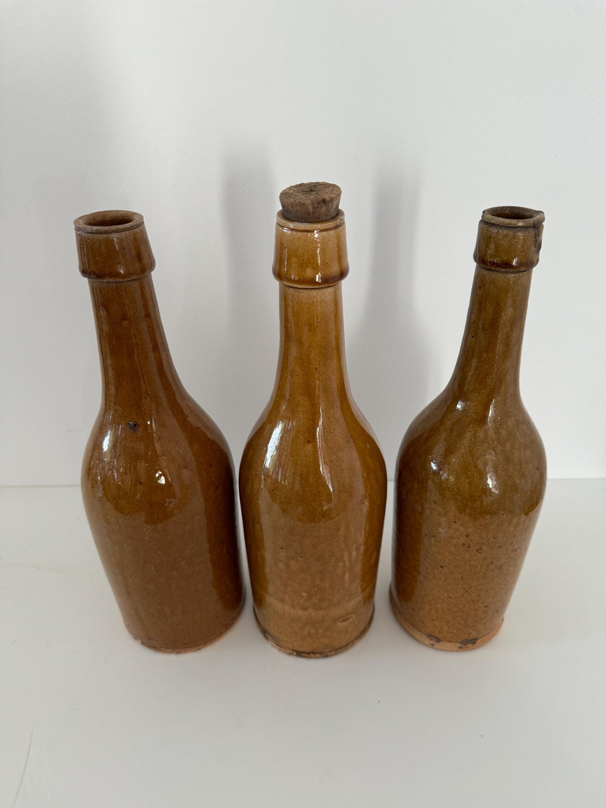 Bouteilles anciennes grès bouteilles France cidre vin