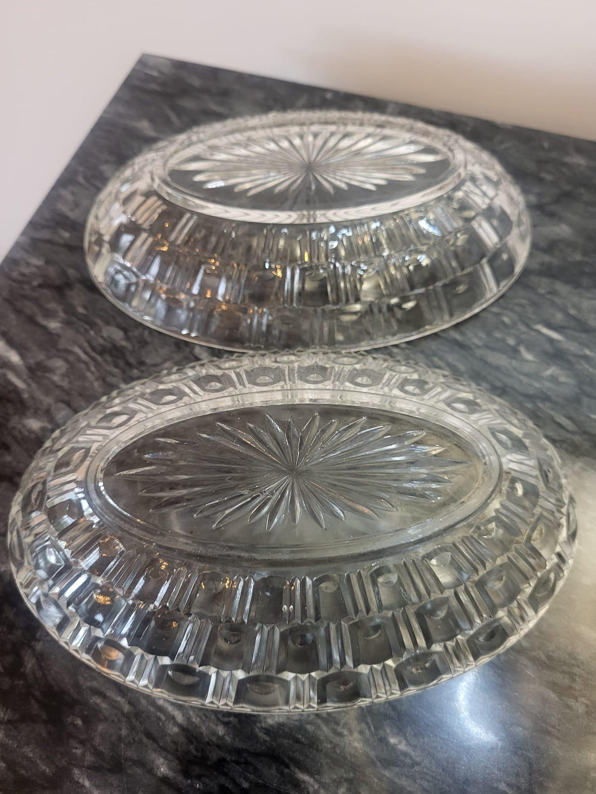 Coupelles anciennes en verre