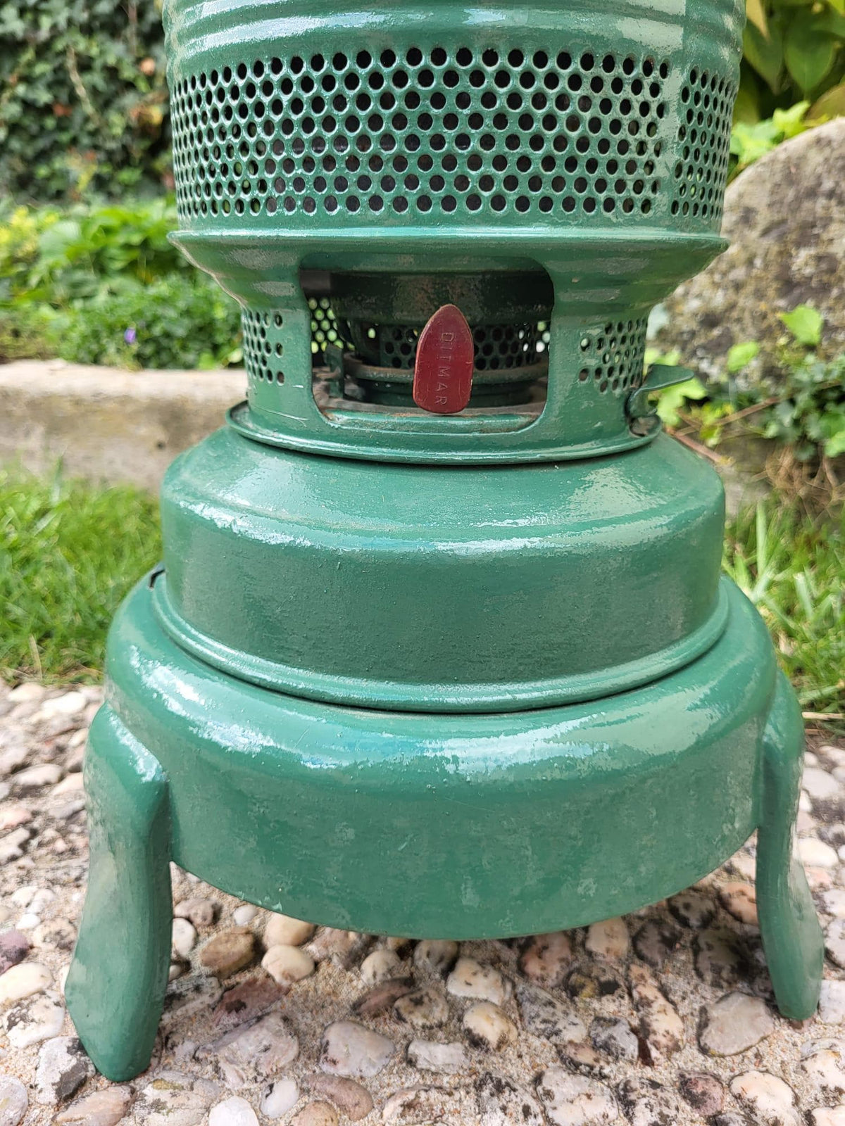 Poêle à pétrole ancien