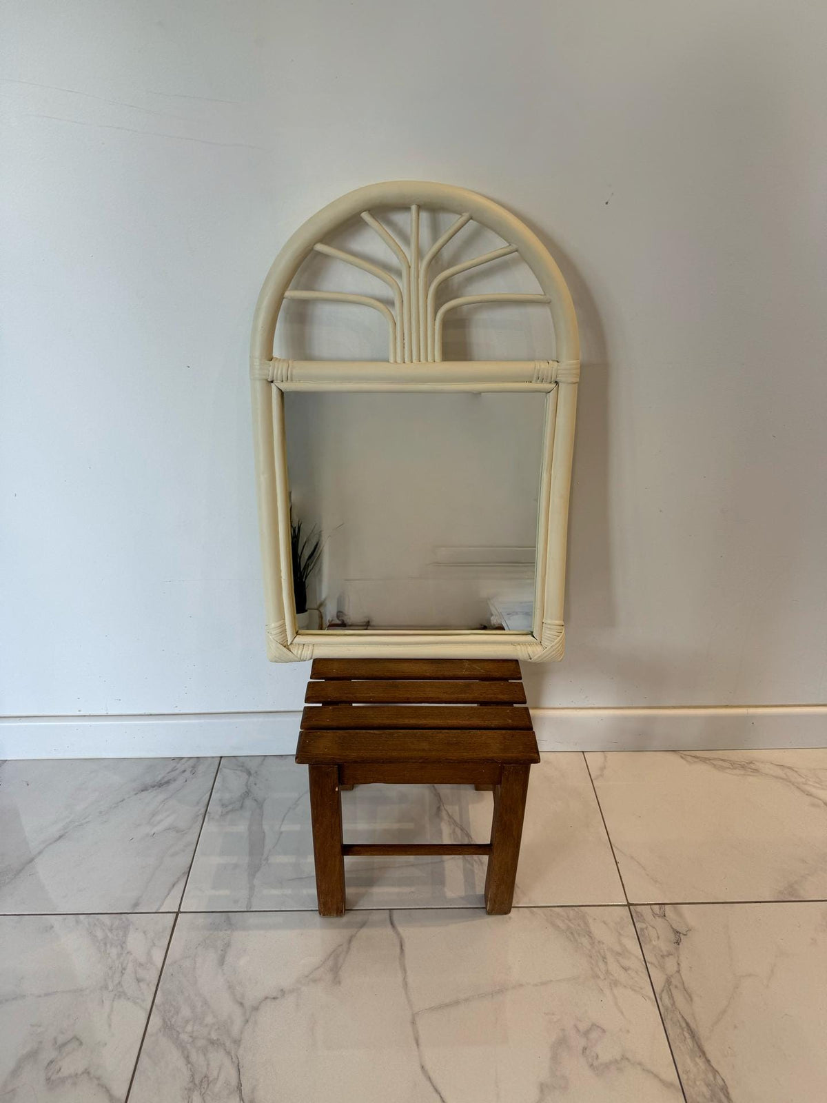 Miroir rotin blanc vintage