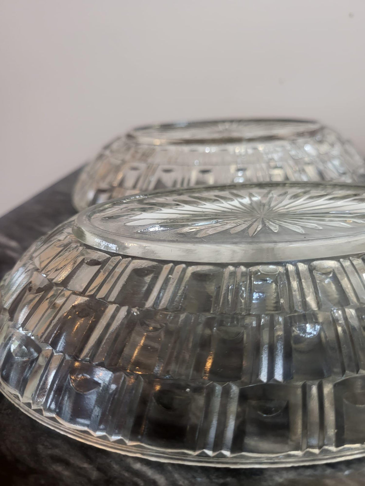 Coupelles anciennes en verre