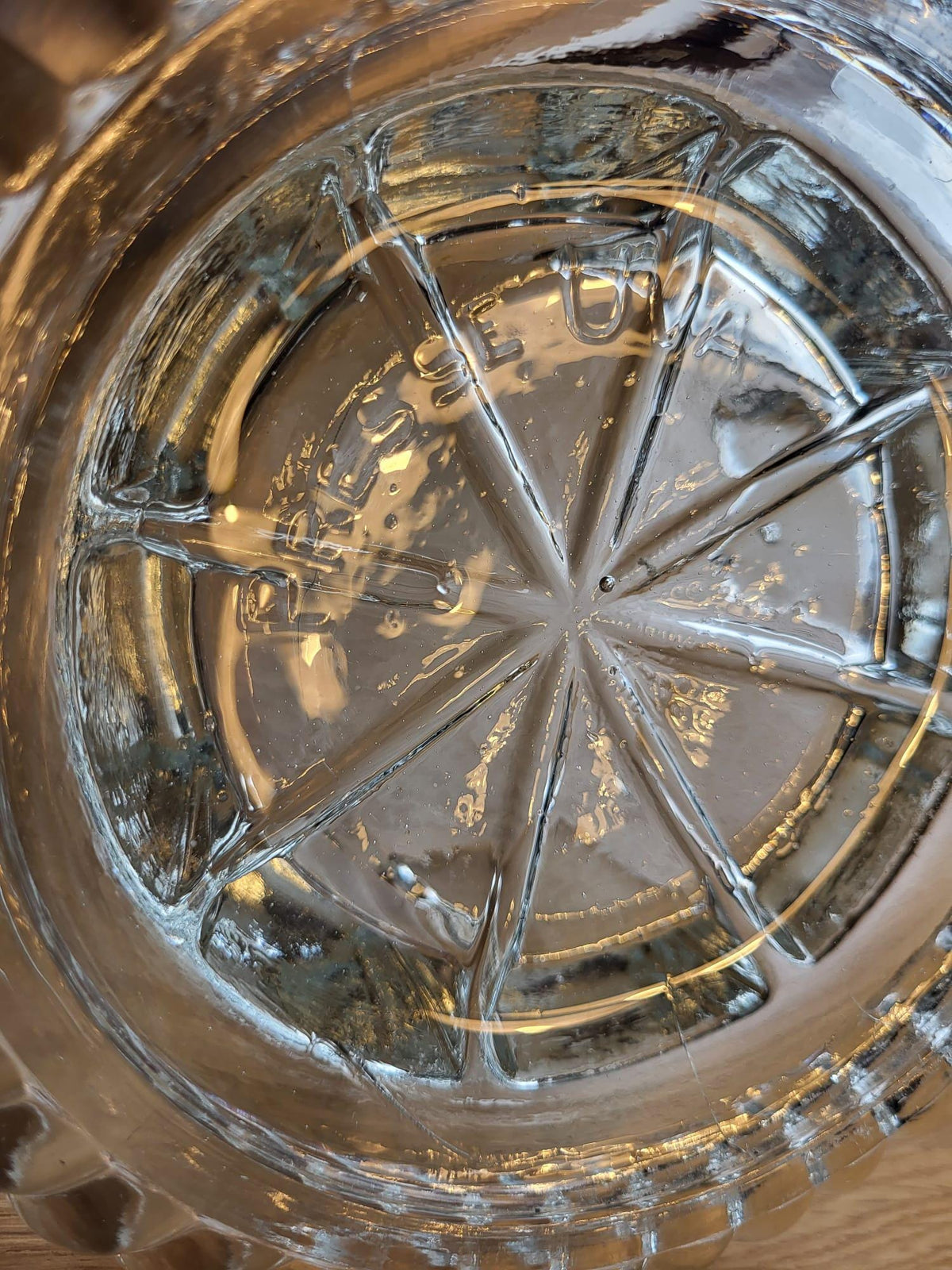 Presse agrumes en verre