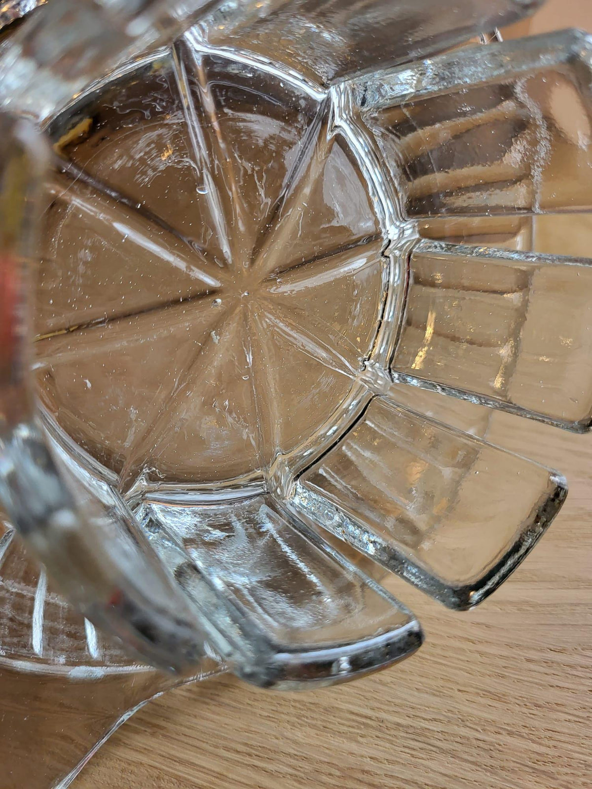 Presse agrumes en verre