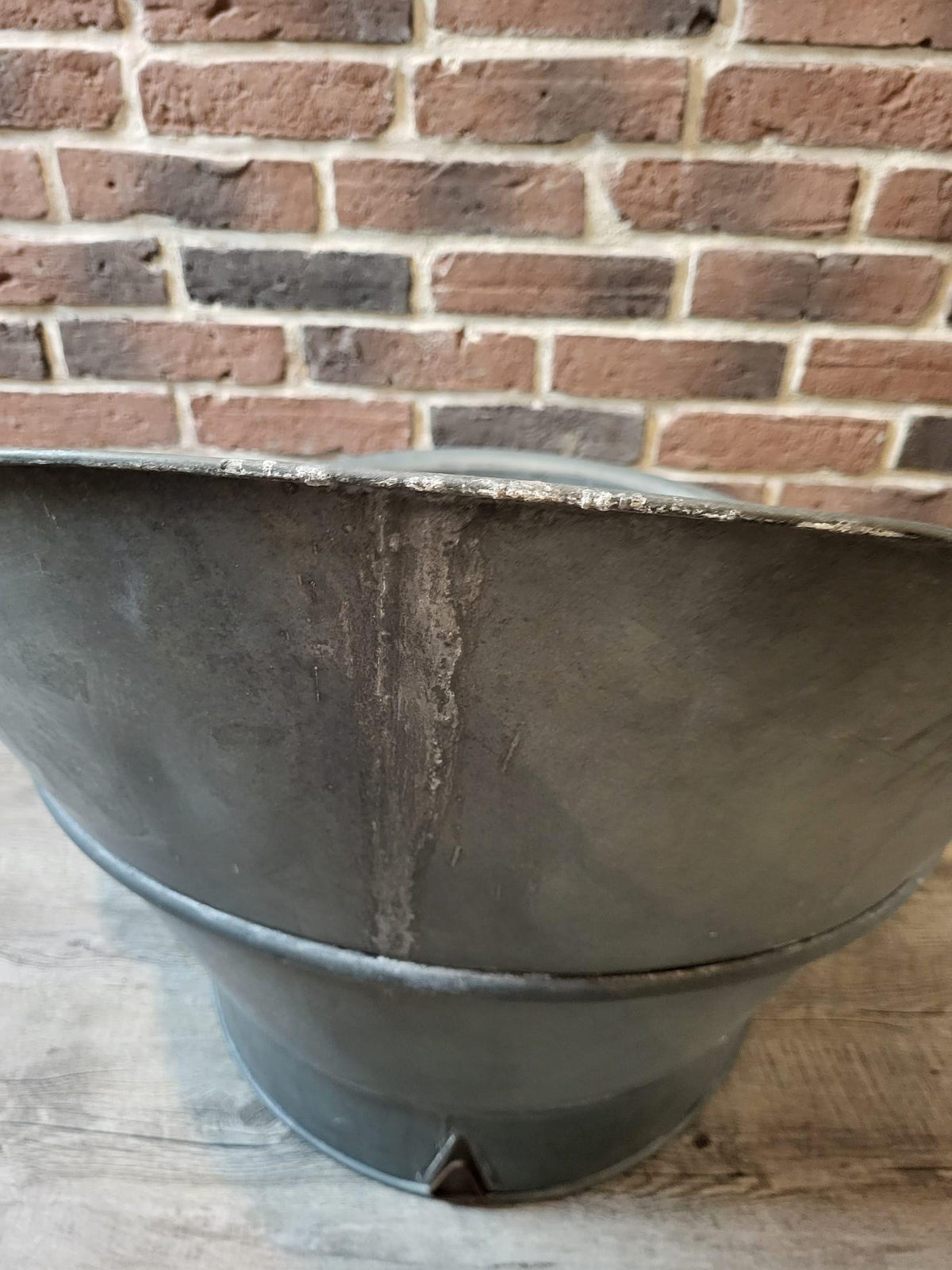 Baignoire enfant ancienne en métal galvanisé – Bassine vintage française – Déco campagne & salle de bain