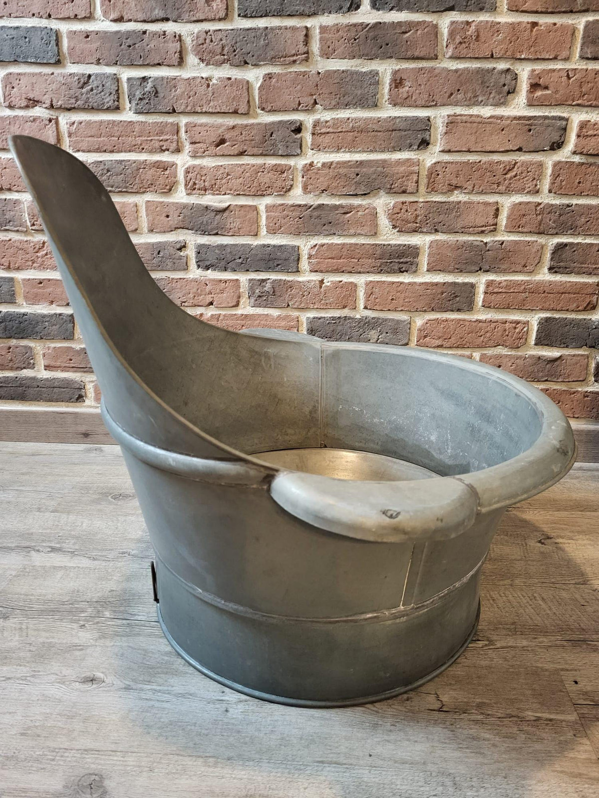 Baignoire enfant ancienne en métal galvanisé – Bassine vintage française – Déco campagne & salle de bain