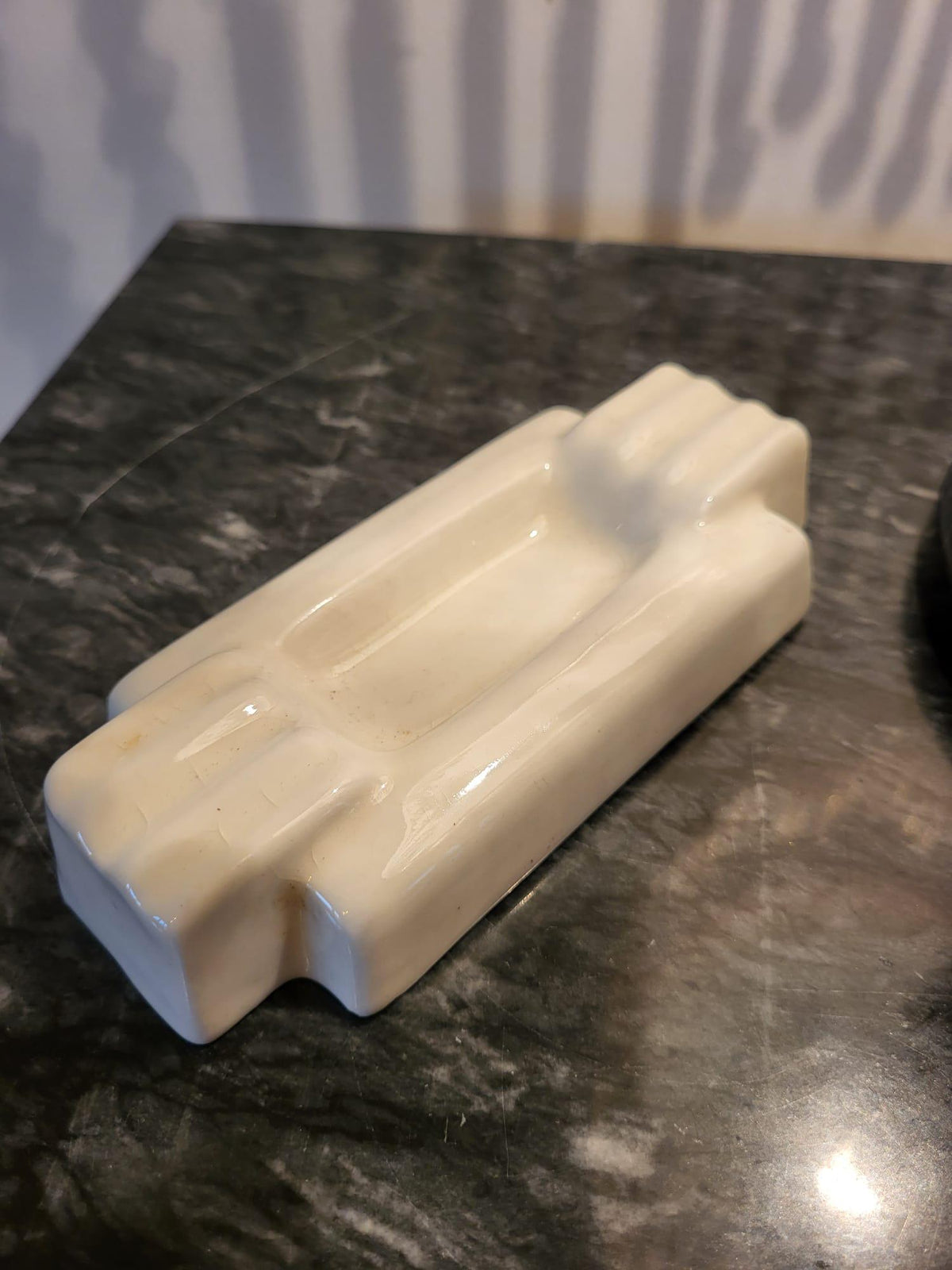 Cendrier céramique blanche