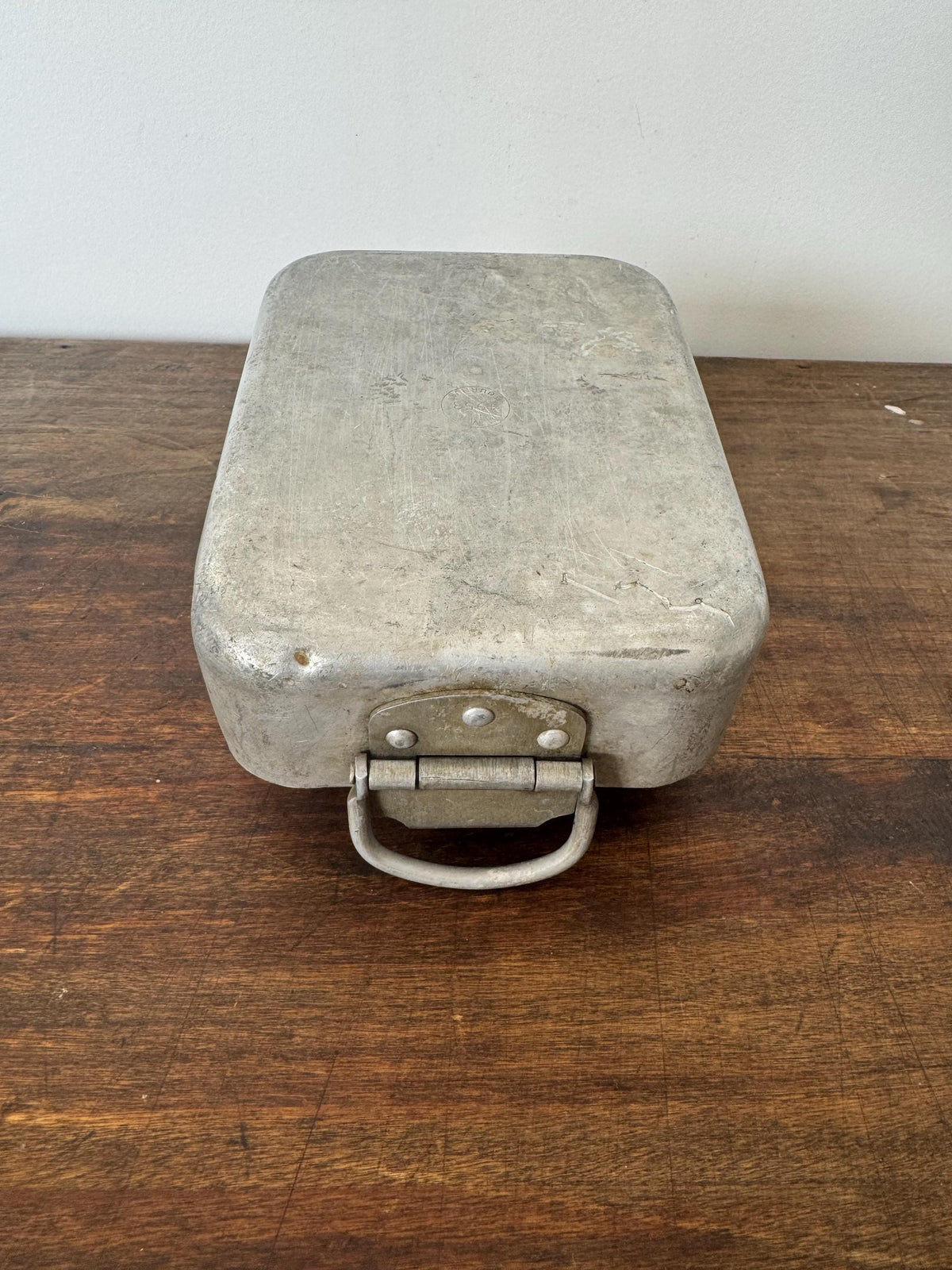 Ancienne gamelle aluminium