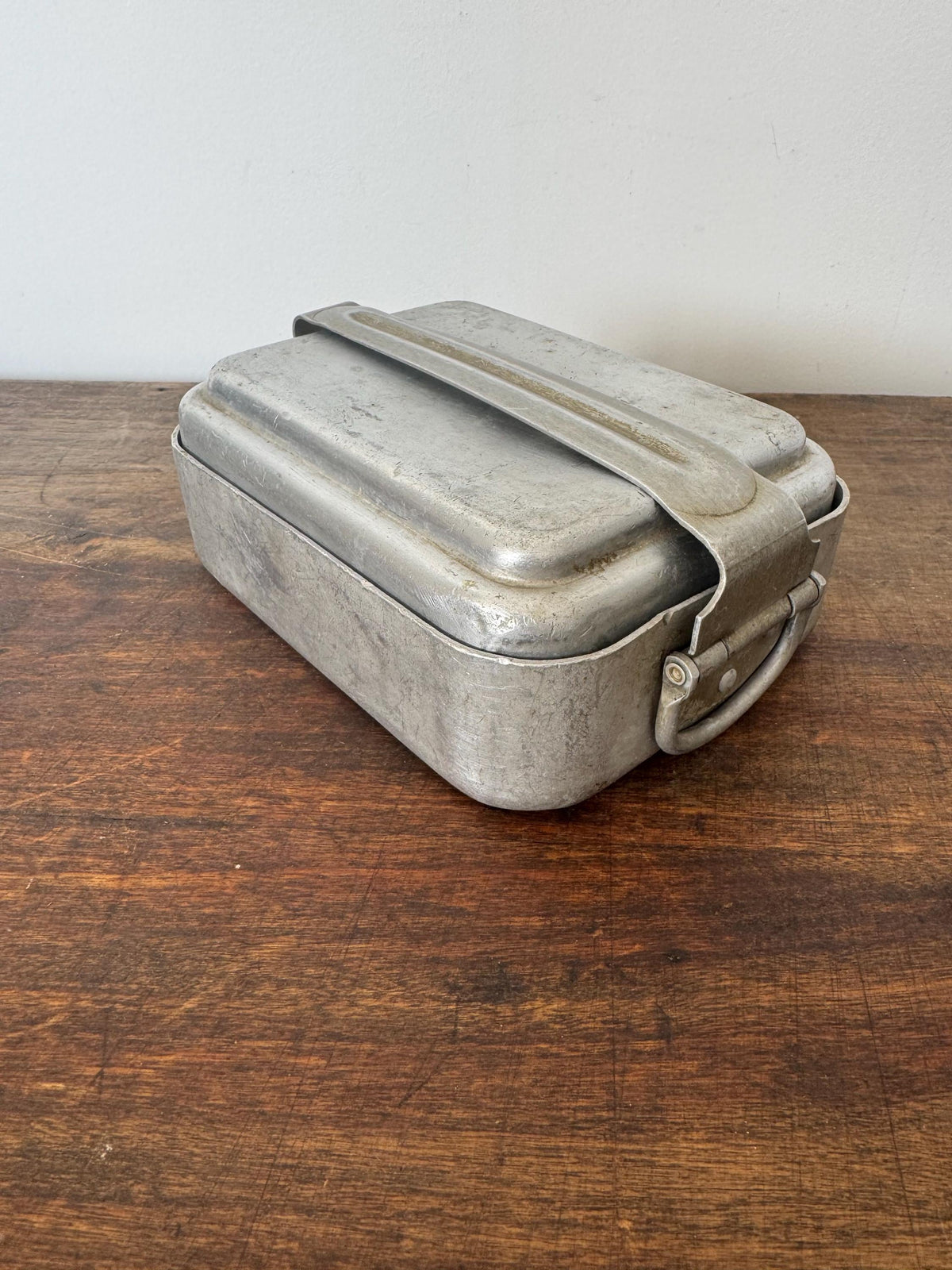 Ancienne gamelle aluminium