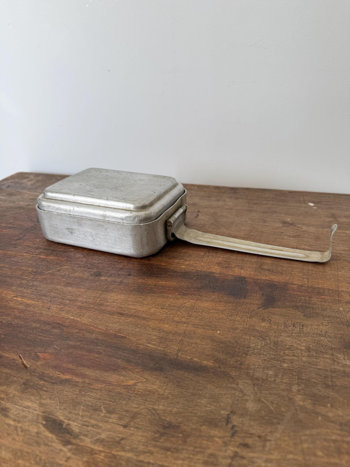 Ancienne gamelle aluminium