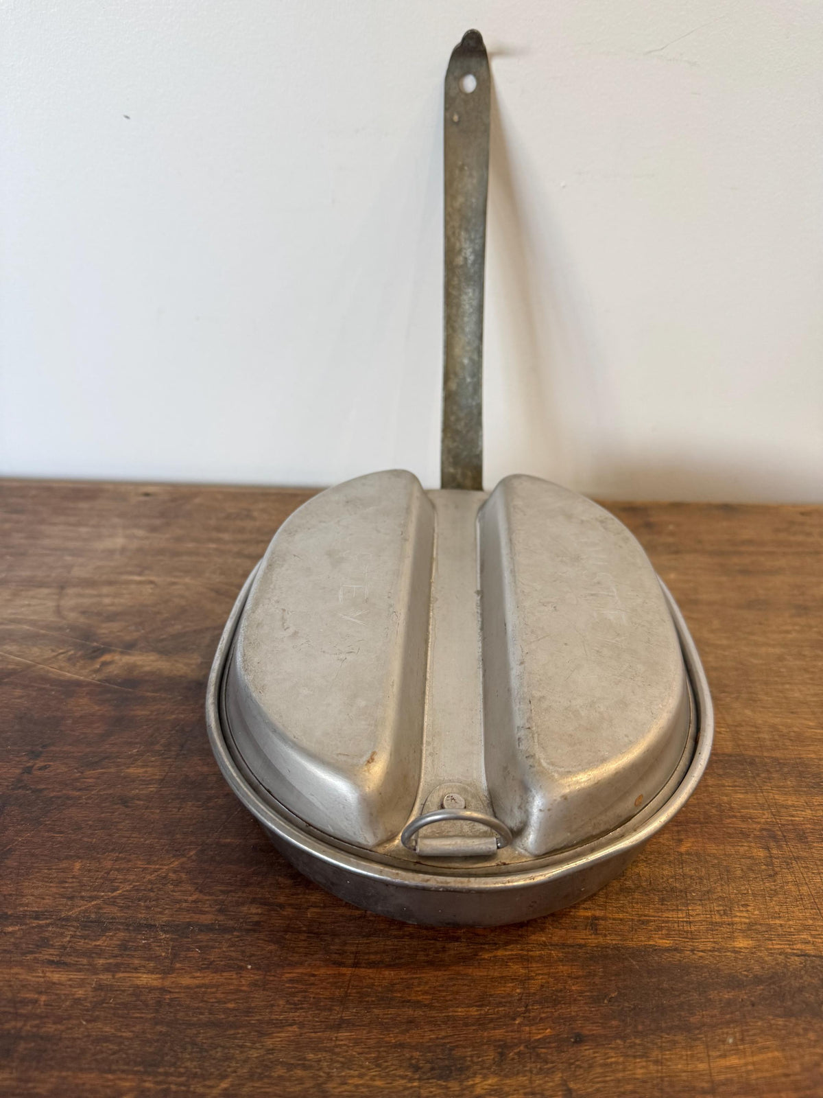 Ancienne gamelle aluminium