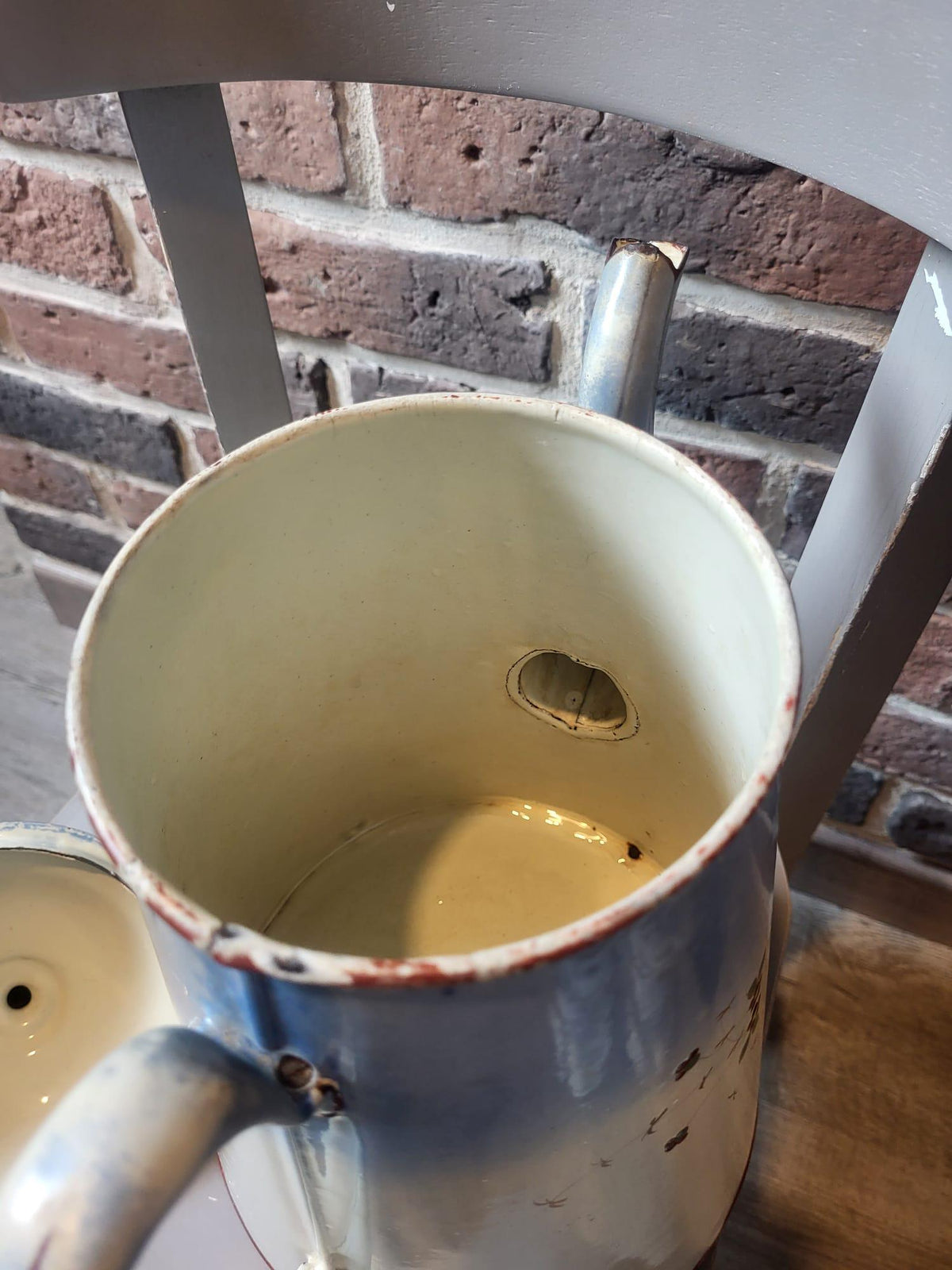 Cafetière émail ancienne