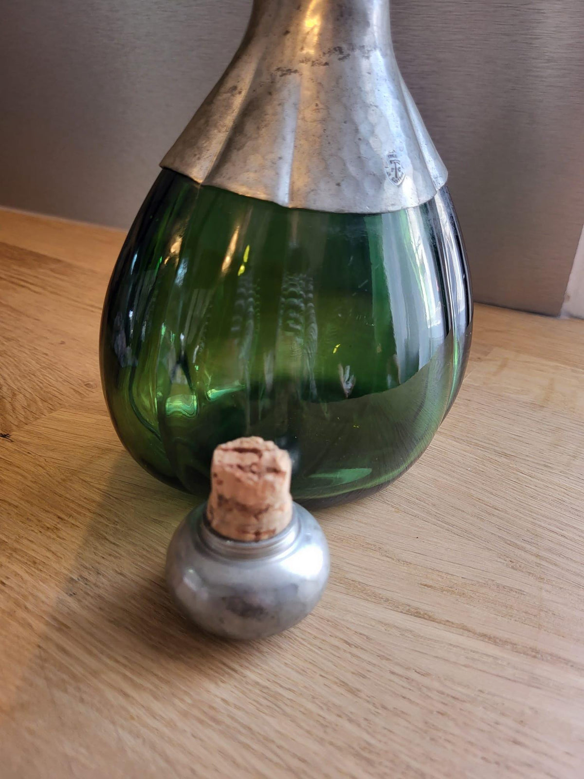 Bouteille verre et étain