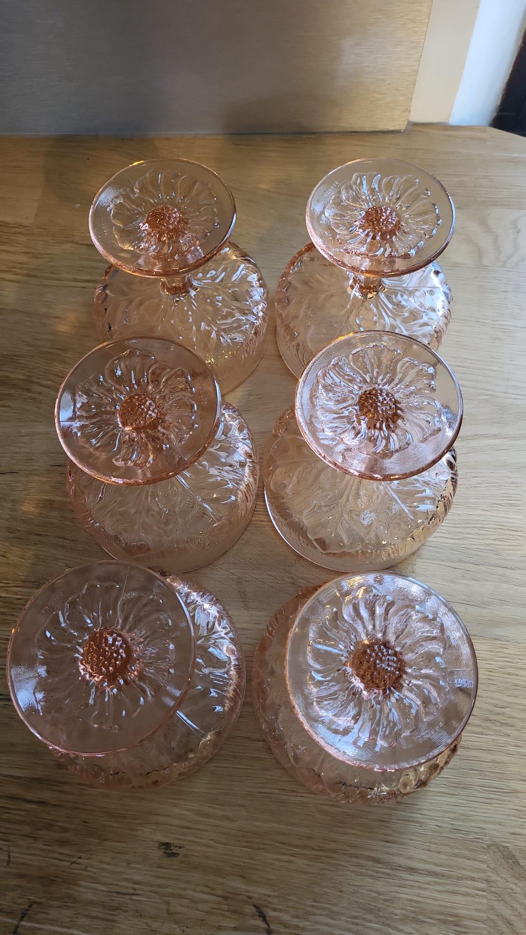 Coupes à glace verre rose