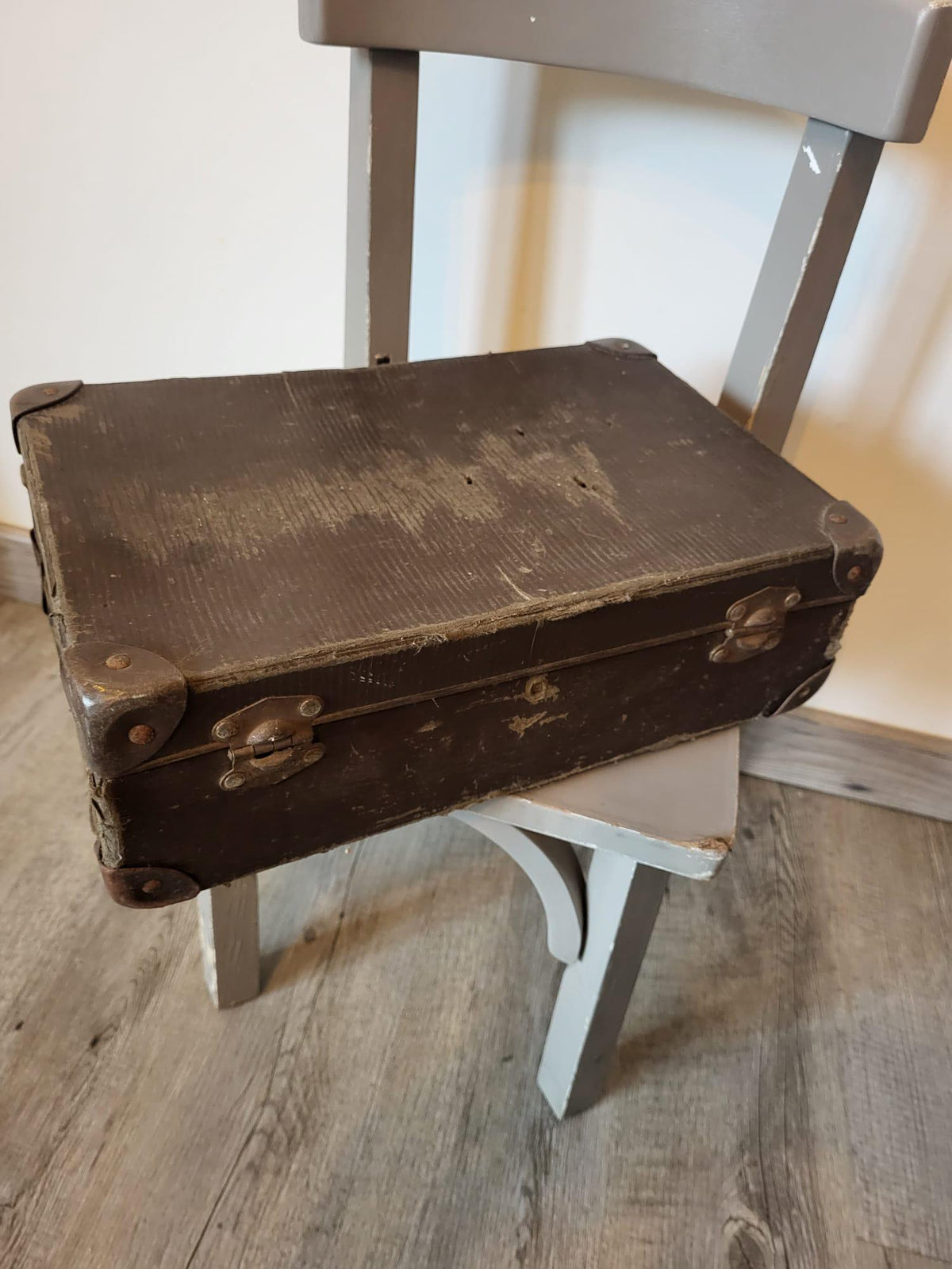 Valisette ancienne carton
