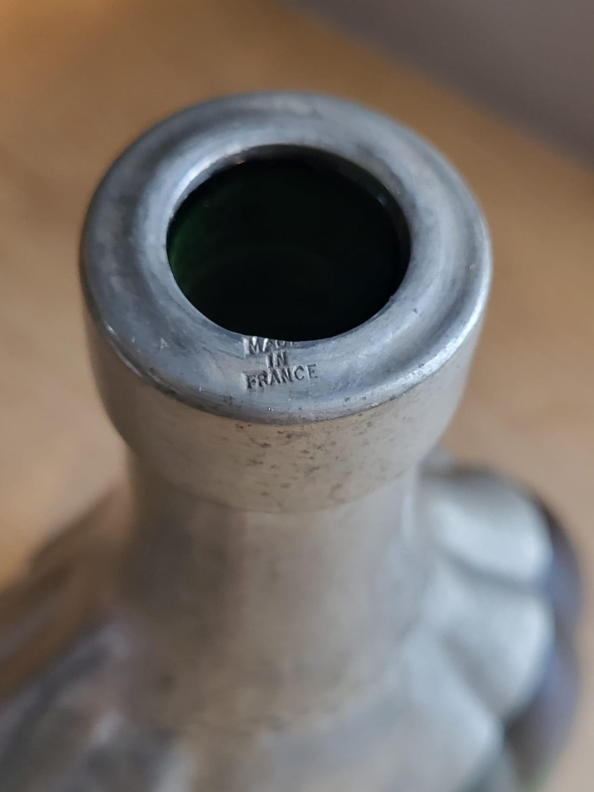 Bouteille verre et étain