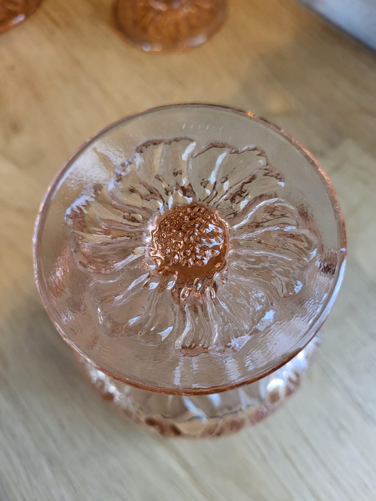 Coupes à glace verre rose