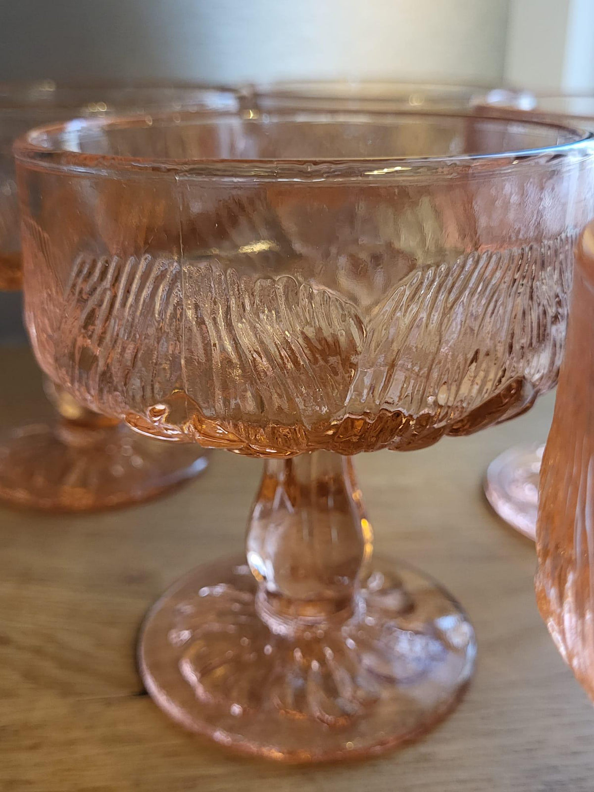 Coupes à glace verre rose