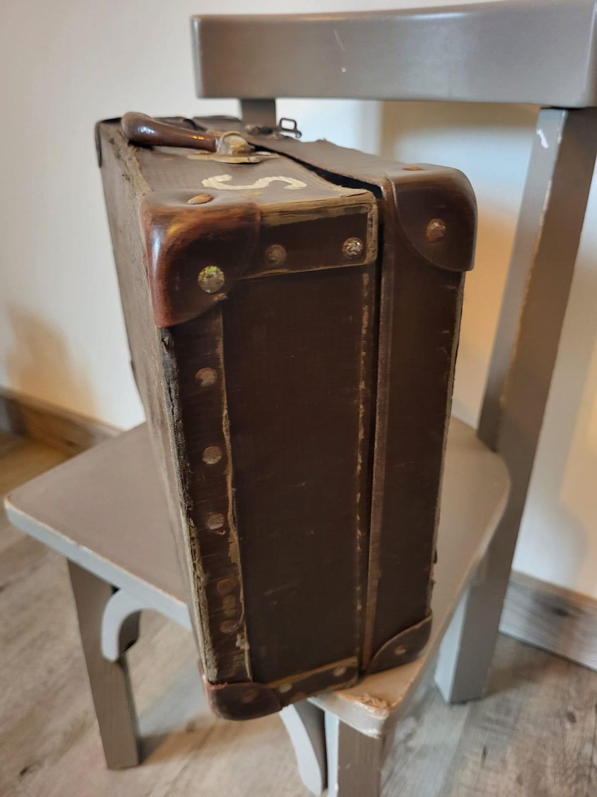 Valisette ancienne carton