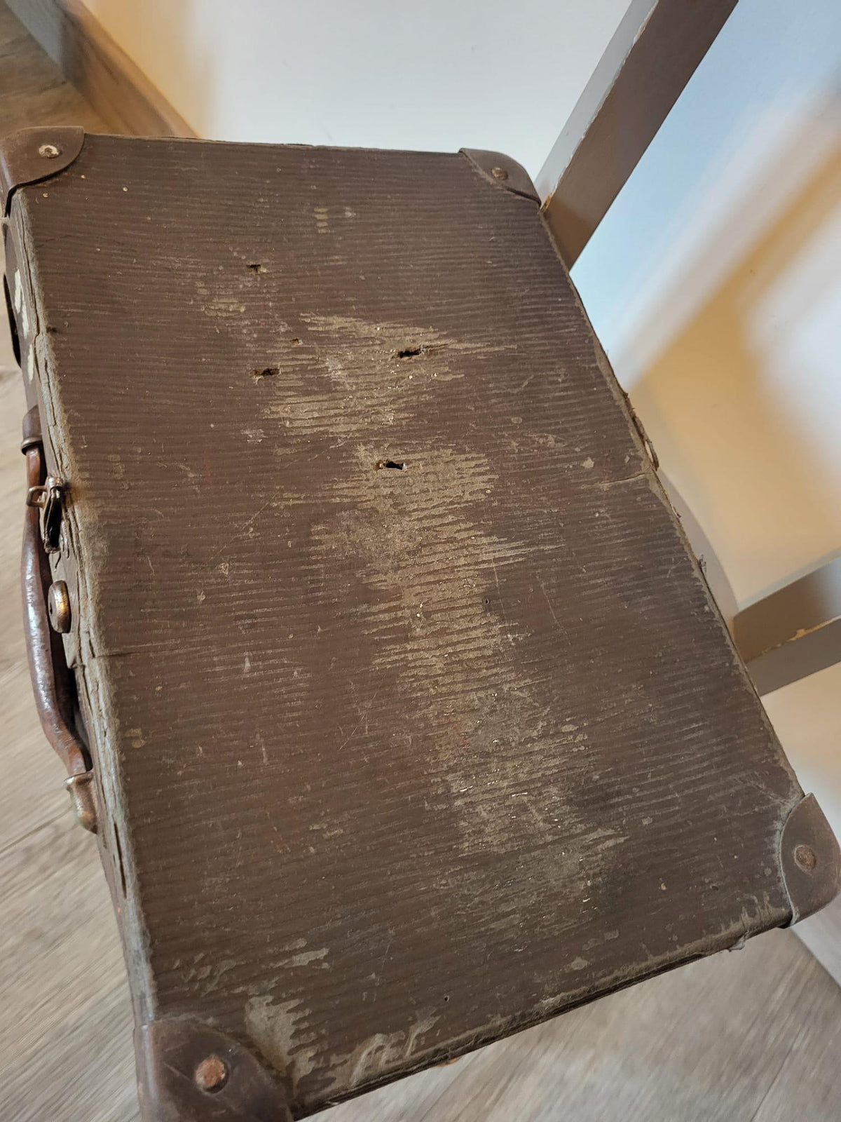 Valisette ancienne carton