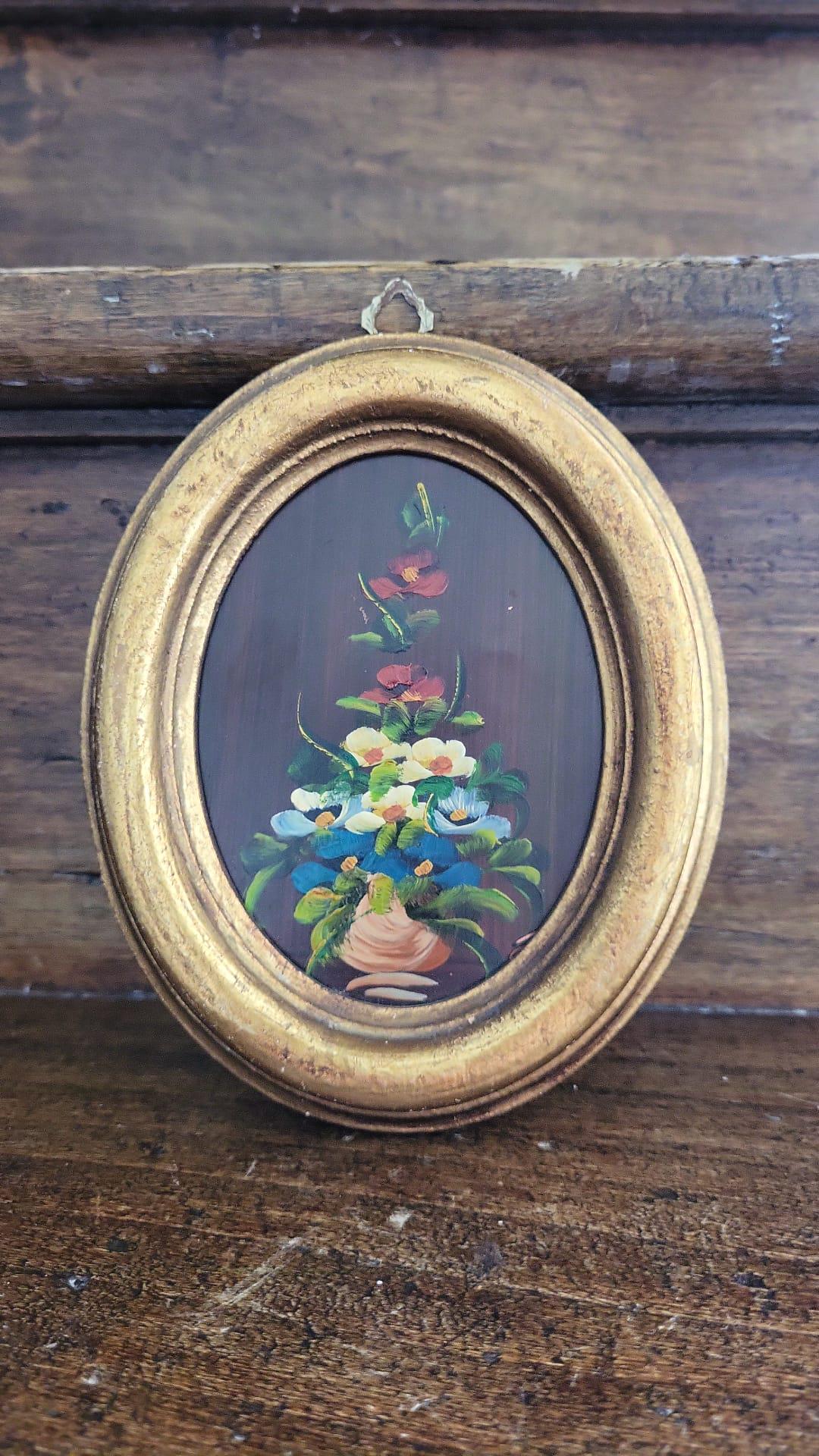 Petit tableau ovale