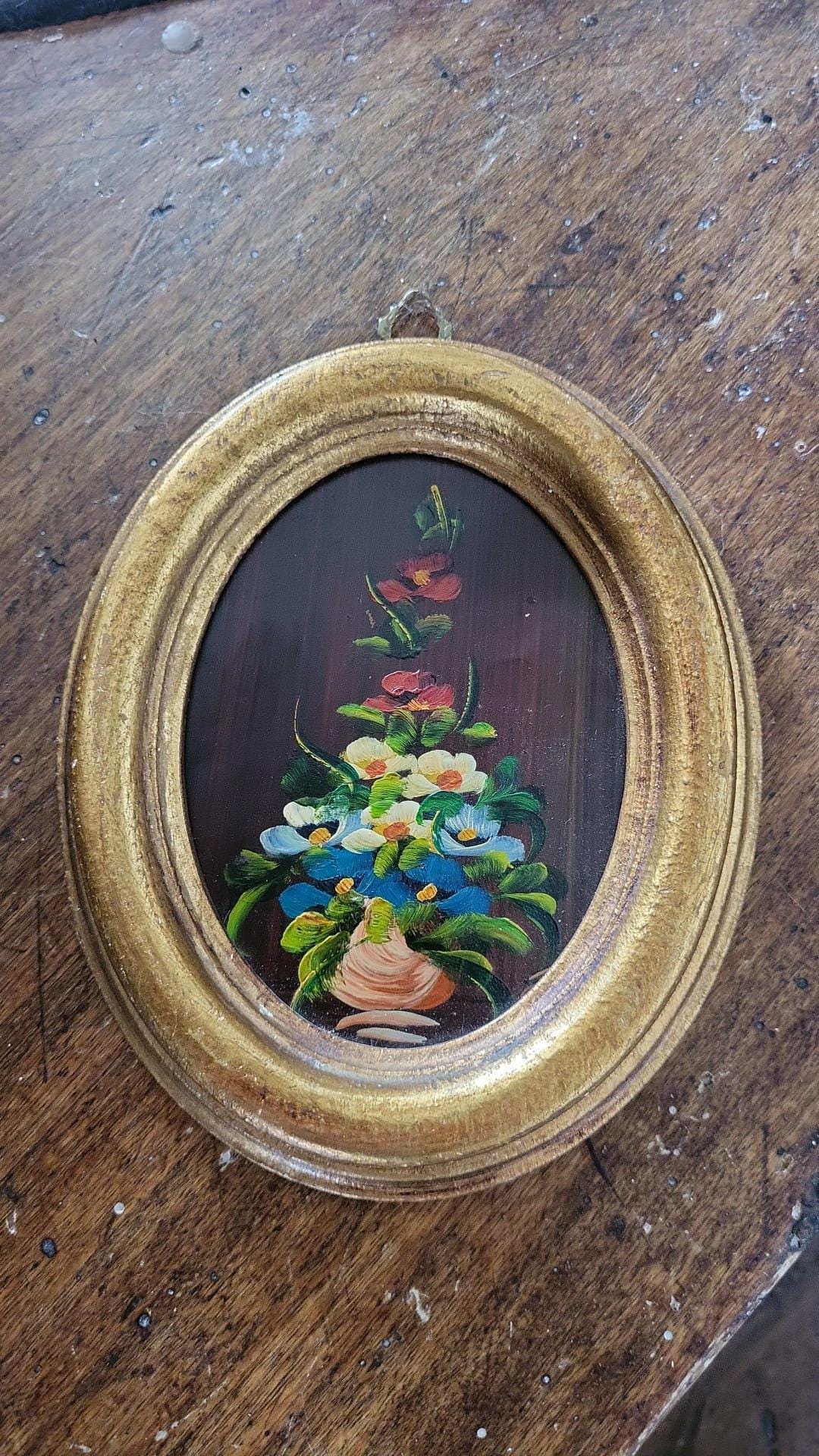 Petit tableau ovale