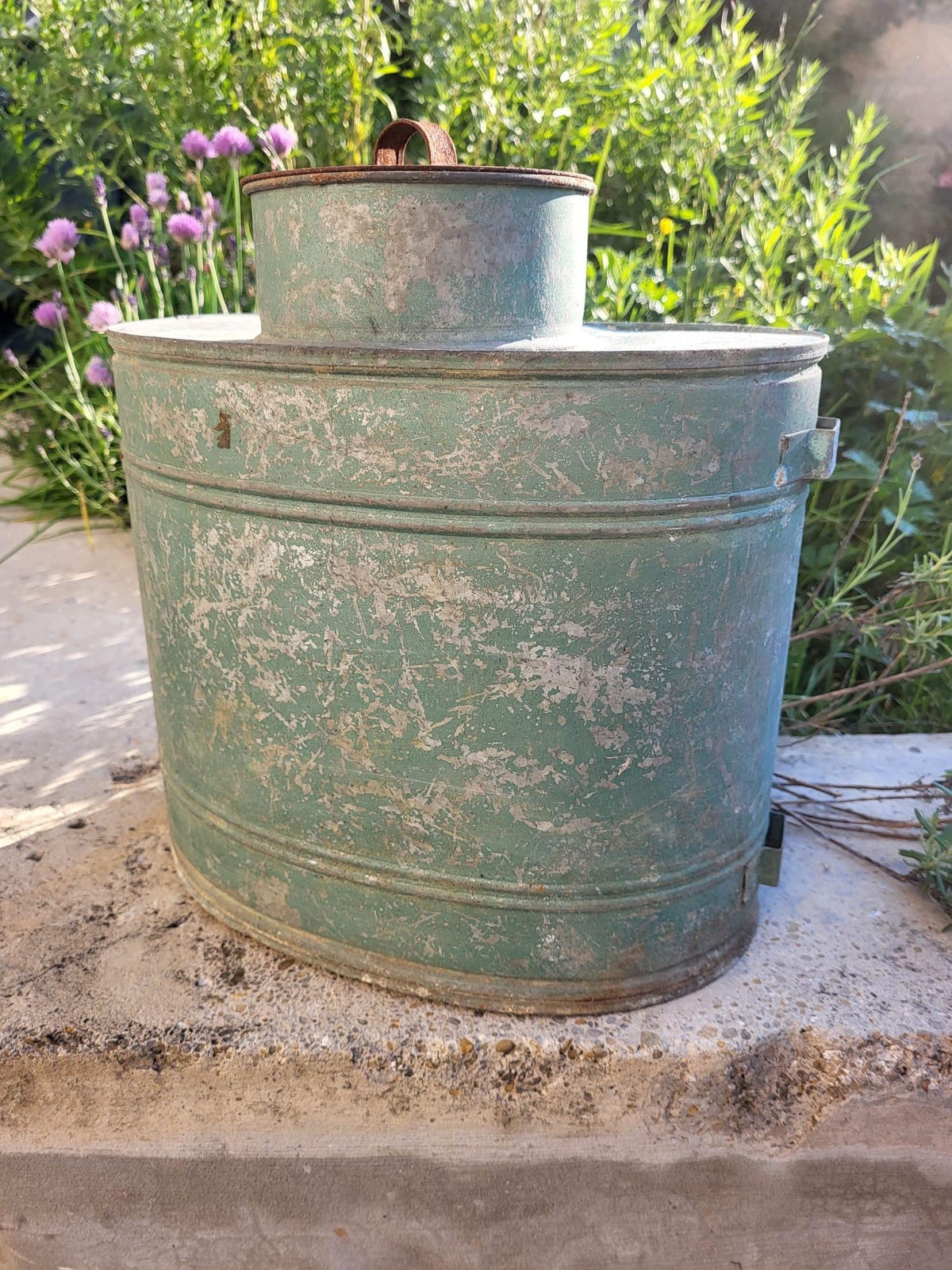 Goujonnière ancienne zinc