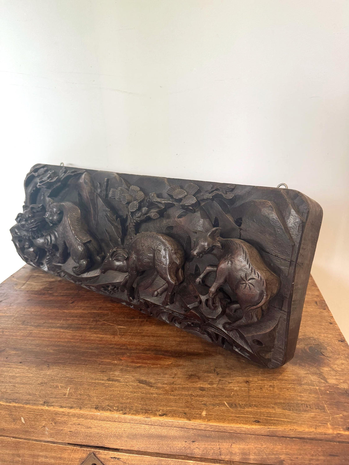 Bas relief bois sculpté Panneau mural bois