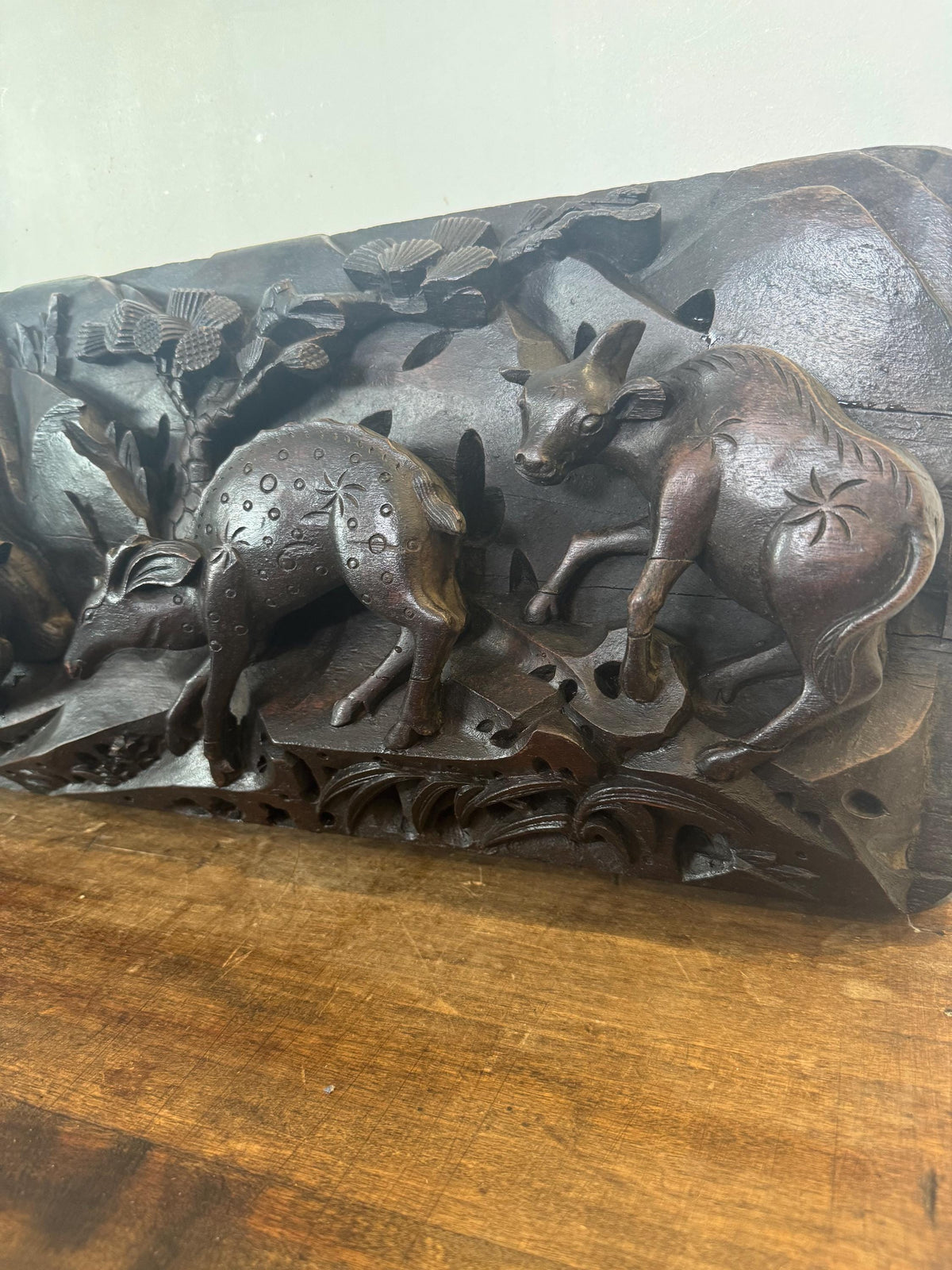 Bas relief bois sculpté Panneau mural bois