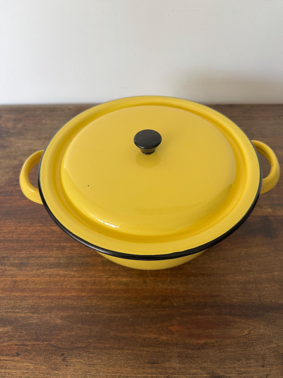 Marmite faitout émaillé jaune vintage