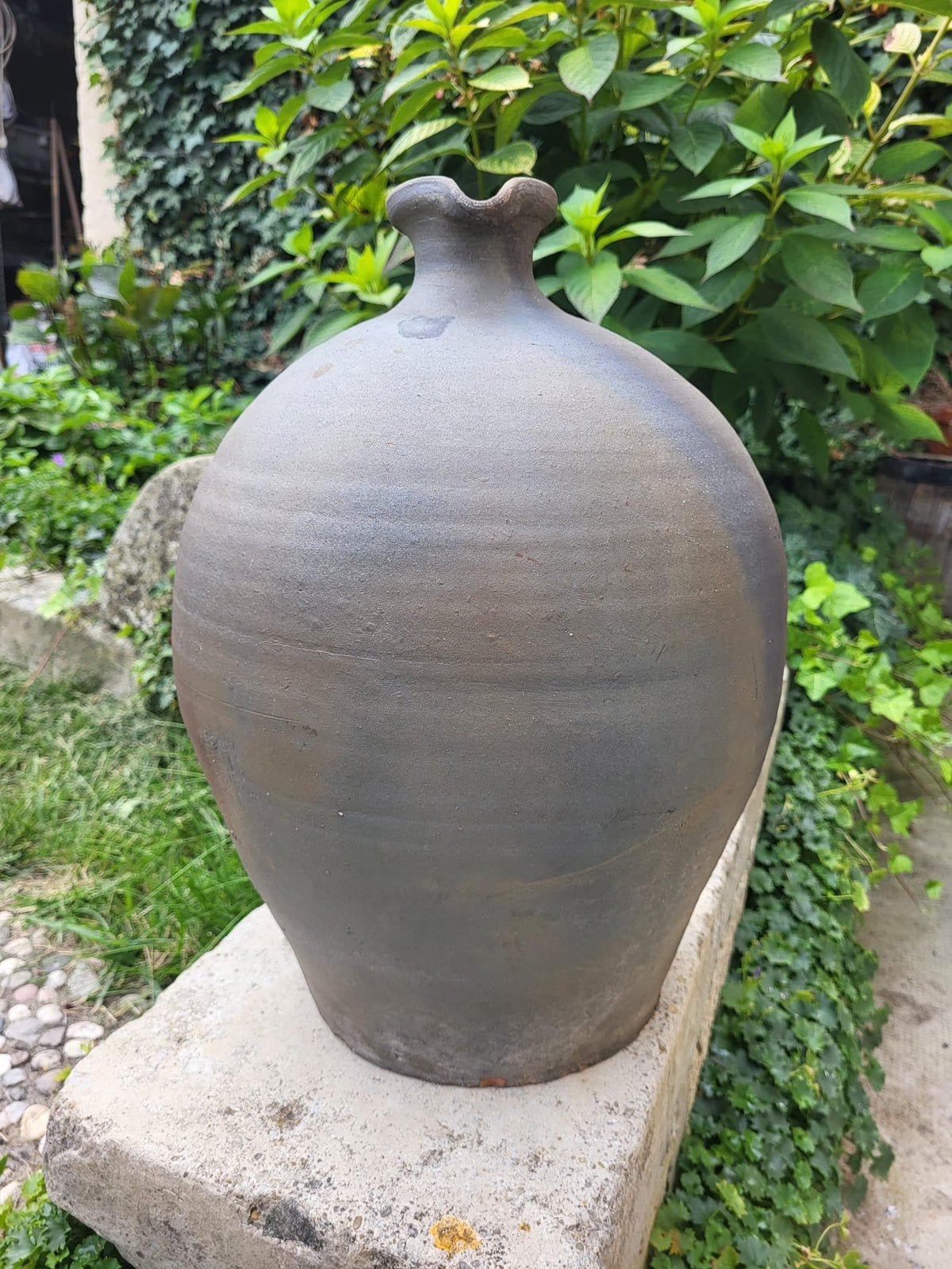 Jarre poterie ancienne