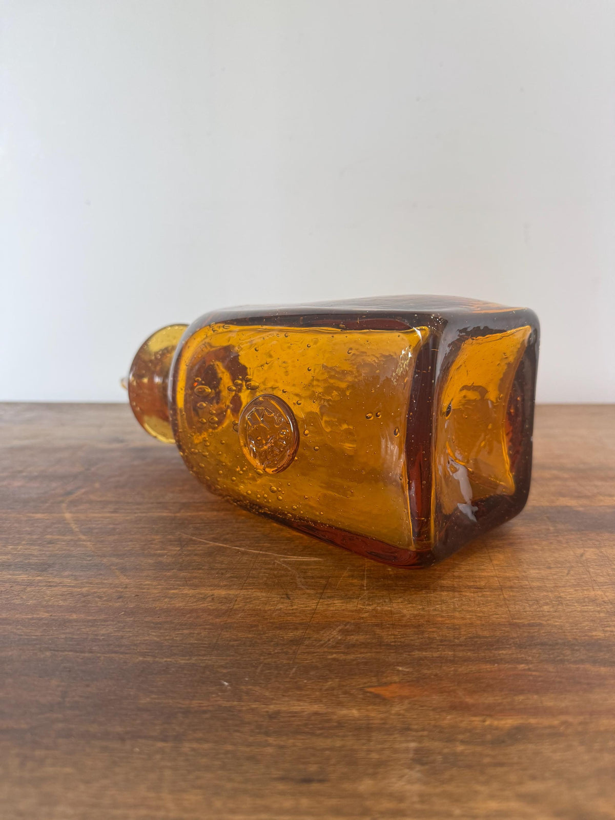 Carafe verre bullé ambré